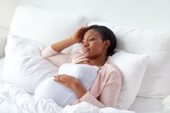 posições para a grávida dormir
