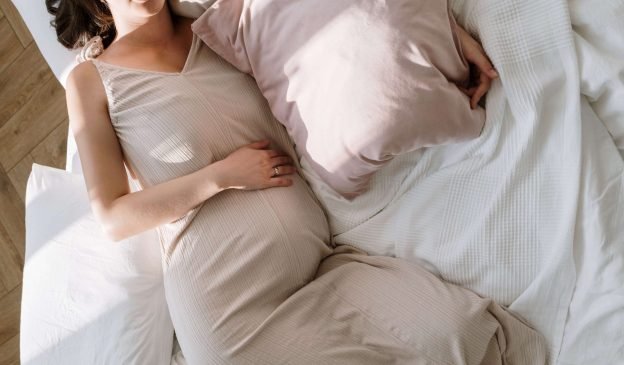 posições para a grávida dormir